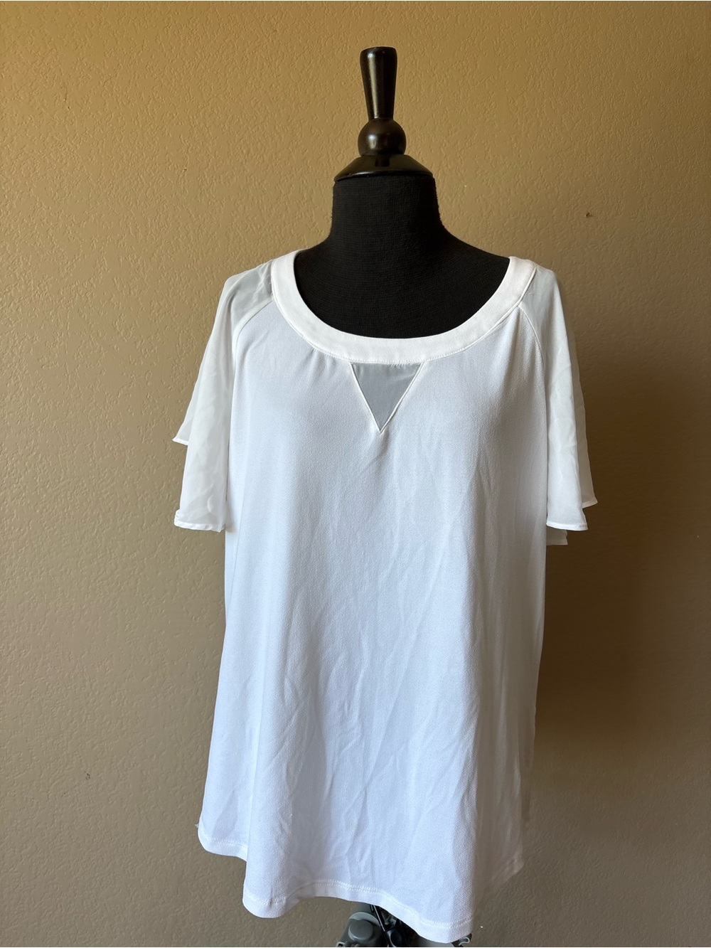 7th Avenue NY & Co XL White Blouse Short Sheer Flutter Sleeves